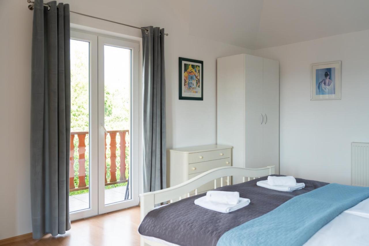 Apartament Green Hill Z Balkonem I Widokiem Na Karkonosze - Space Apart Jelenia Gora Luaran gambar
