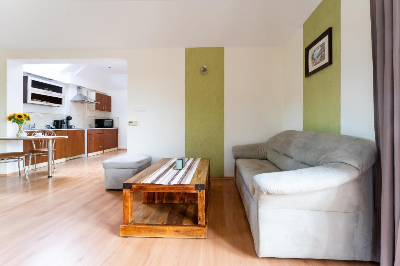 Apartament Green Hill Z Balkonem I Widokiem Na Karkonosze - Space Apart Jelenia Gora Luaran gambar