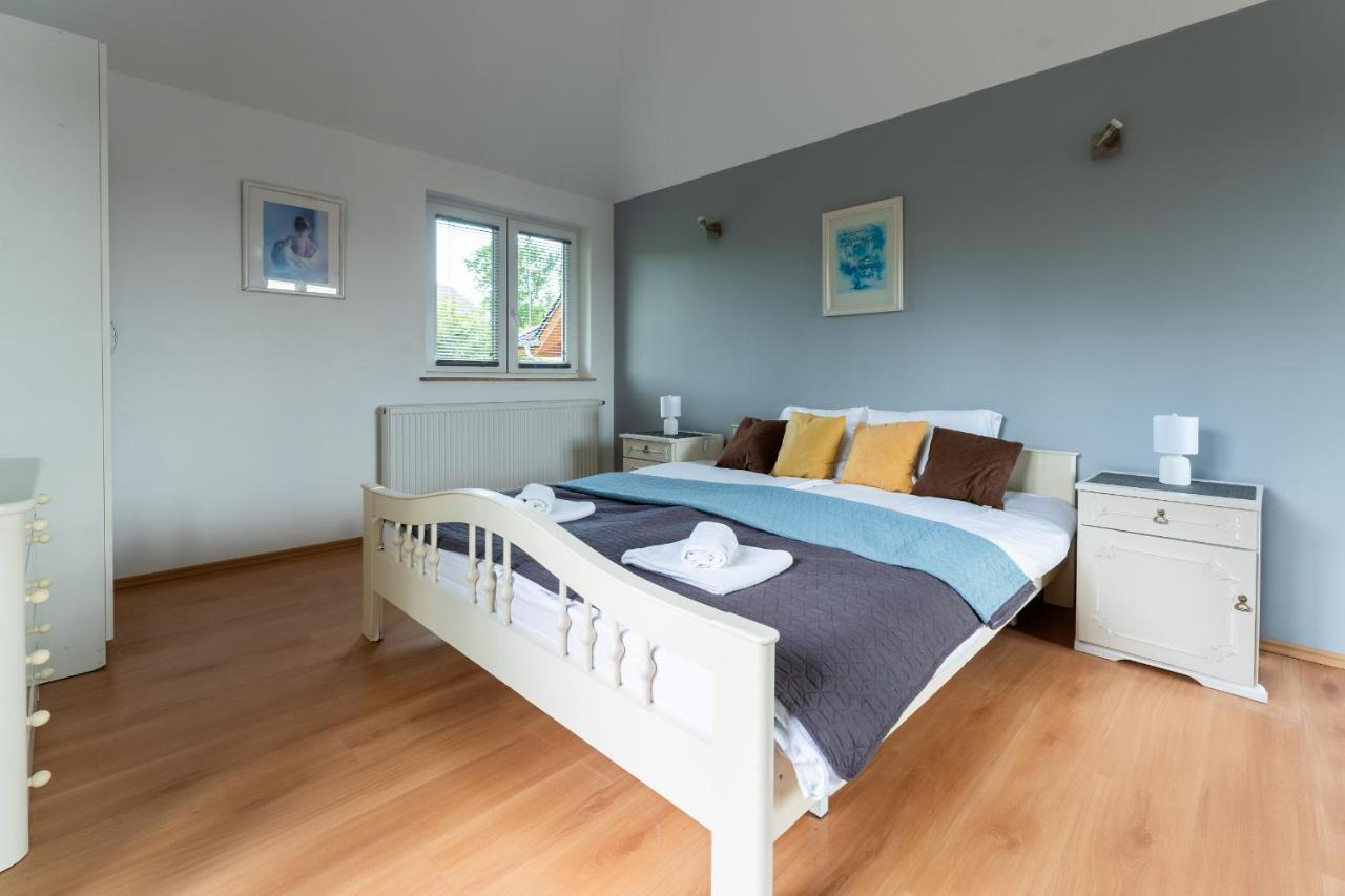 Apartament Green Hill Z Balkonem I Widokiem Na Karkonosze - Space Apart Jelenia Gora Luaran gambar